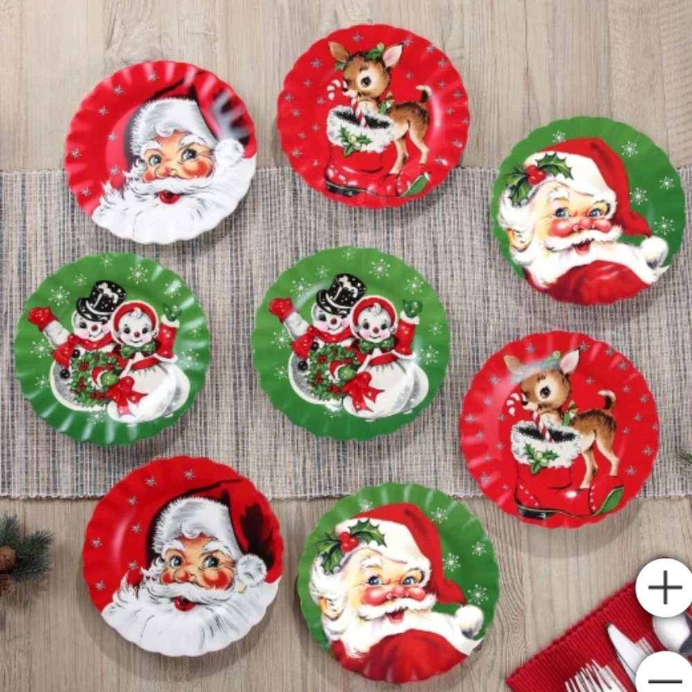 Nostalgic Christmas Dessert Plates-NWT